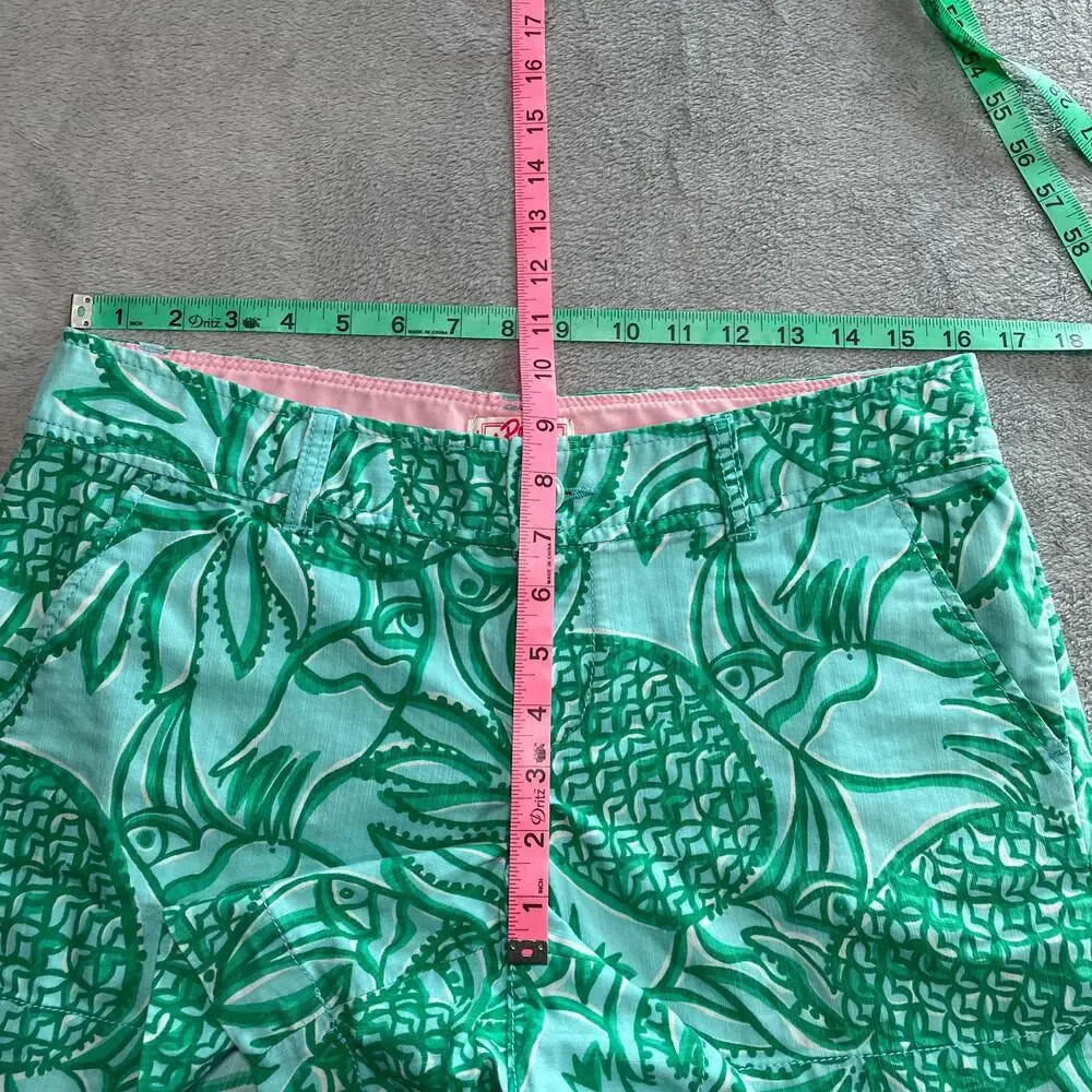 Lilly Pulitzer Shorts Womens Medium Green Originals Toucan Tango Tropical Print - Picture 7 of 8